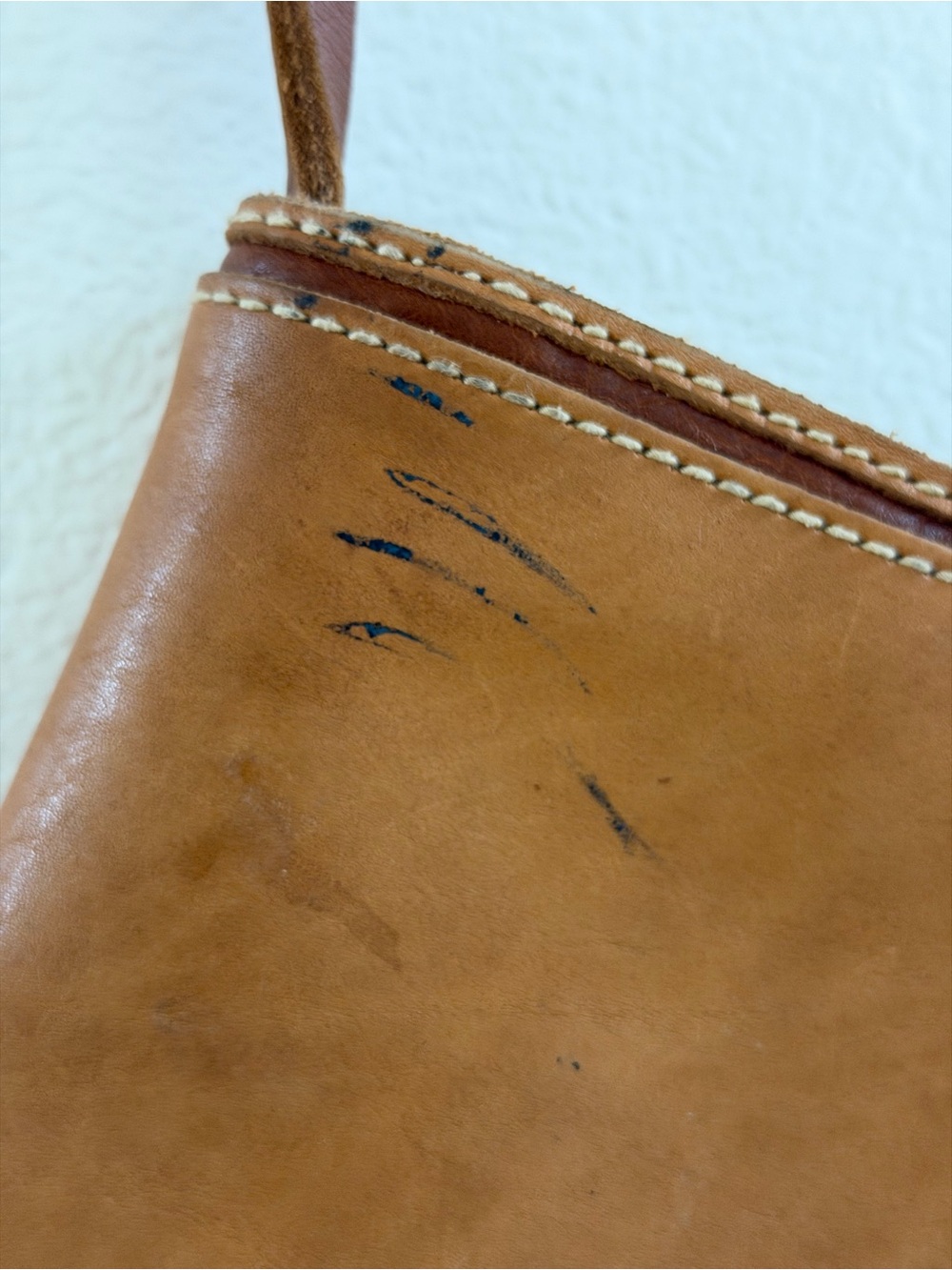 π€β¨ 1937 Accessories 100% Leather Cognac Wristlet Wallet β¨π€ - Picture 4 of 13